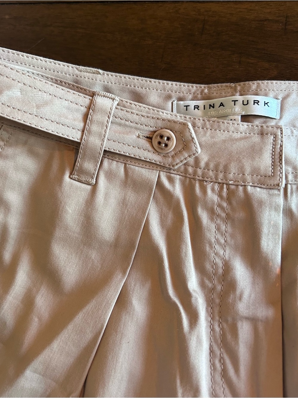 Trina Turk Luca Pleated Shorts Tan Size 6 Style 2205507CO1 MSRP 228.00 - Picture 5 of 10